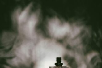 Sélection de parfums alternatifs pour hommes à prix abordables